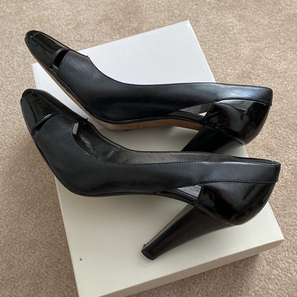 Circa Joan & David Pump Black Size 8M - Picture 4 of 12